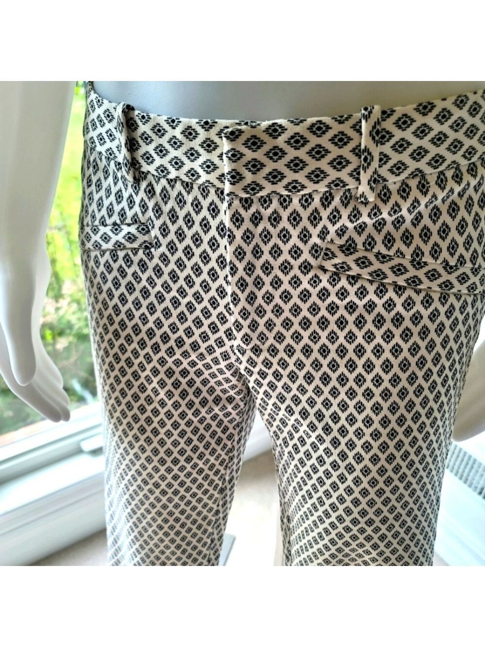 Gap Geometric Printed Crop Pants Size 6